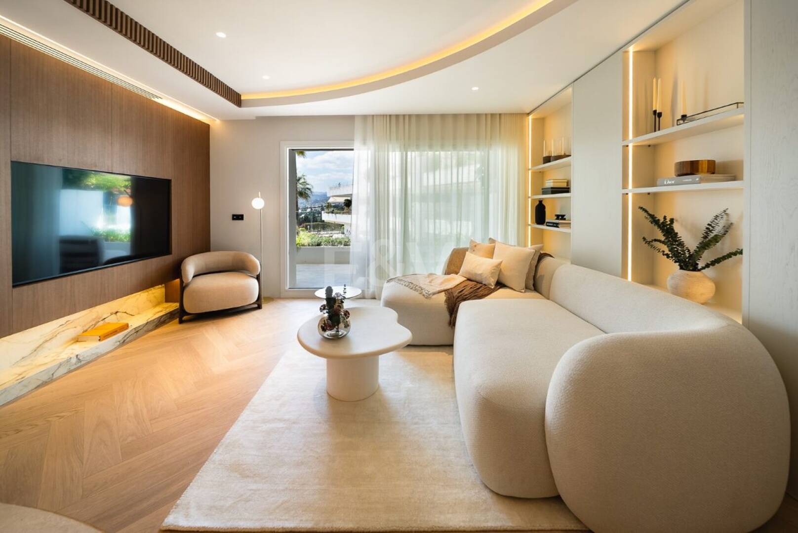 Elegantes Apartment in Las Lomas del Marbella Club mit atemberaubender Aussicht
