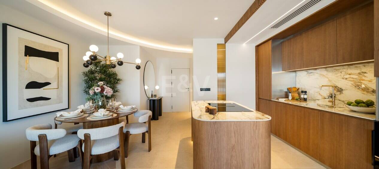 Elegant Apartment in Las Lomas del Marbella Club with Stunning Views