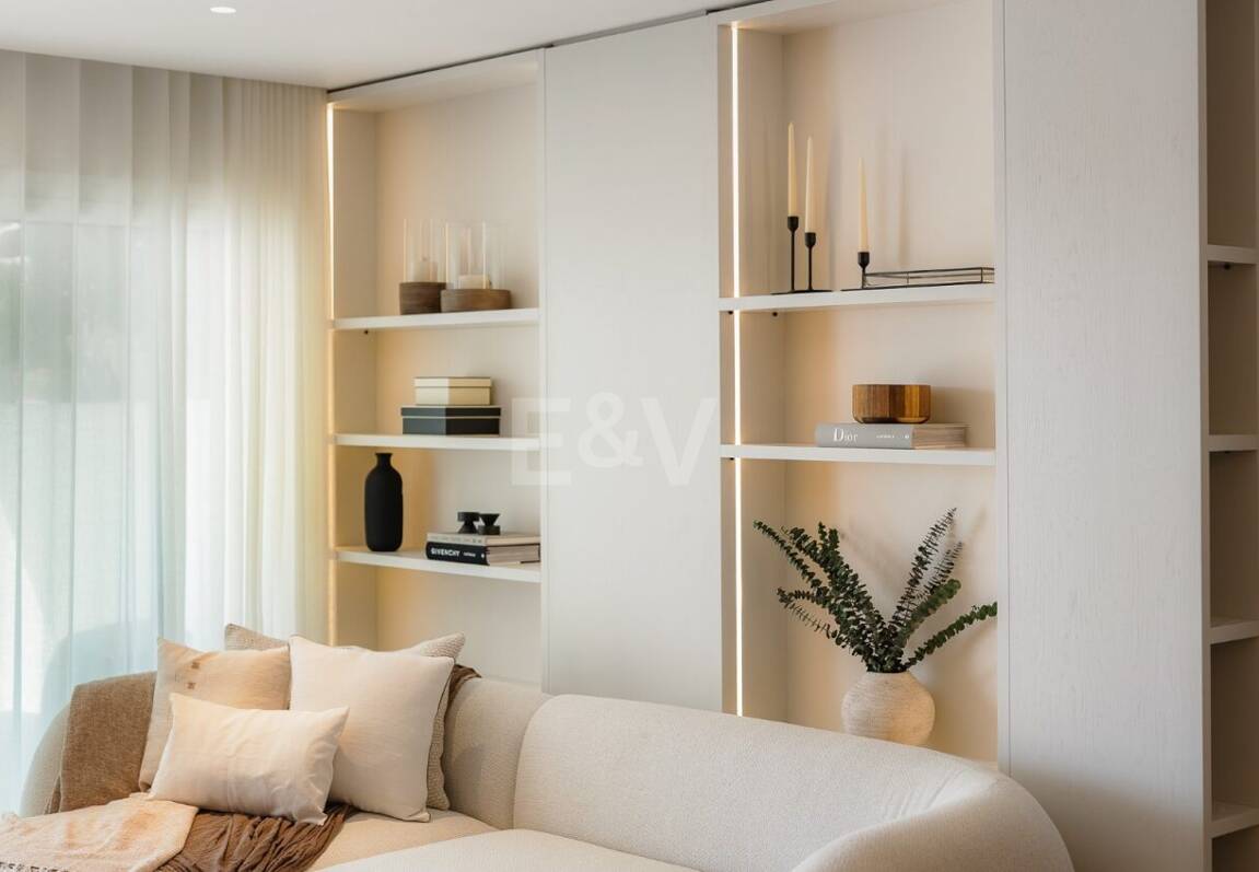 Elegant Apartment in Las Lomas del Marbella Club with Stunning Views