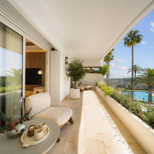 Elegant Apartment in Las Lomas del Marbella Club with Stunning Views