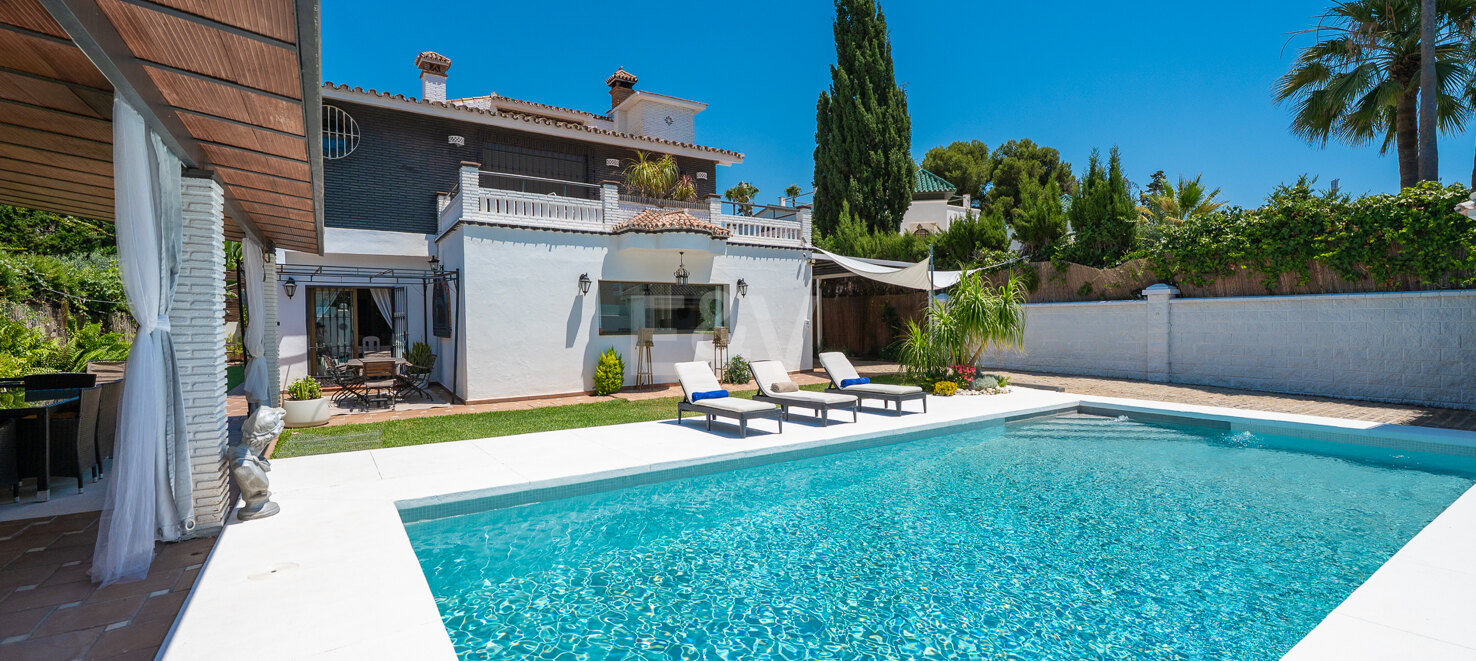 Spacious Coastal Home Just 2 Minutes from the Beach