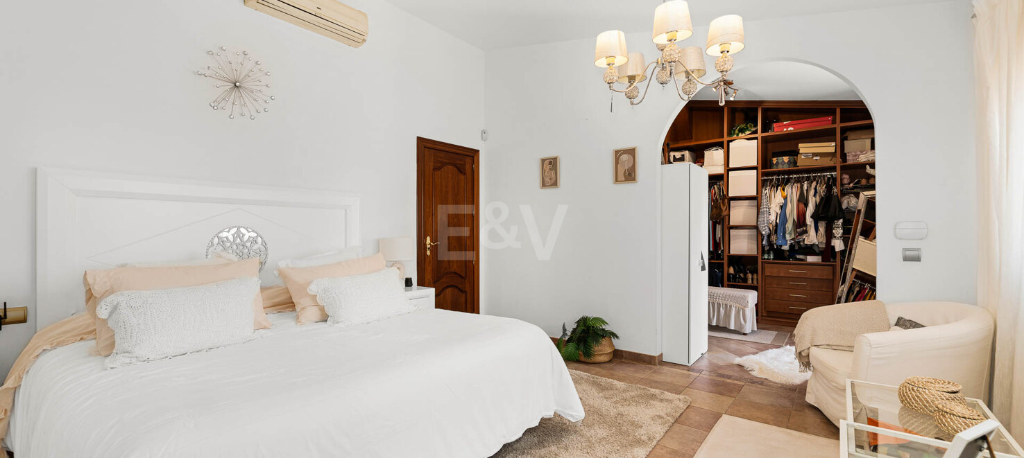 Spacious Coastal Home Just 2 Minutes from the Beach