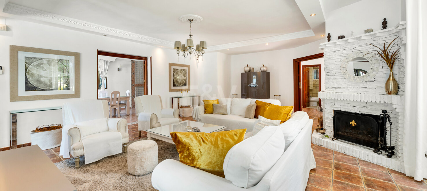 Spacious Coastal Home Just 2 Minutes from the Beach