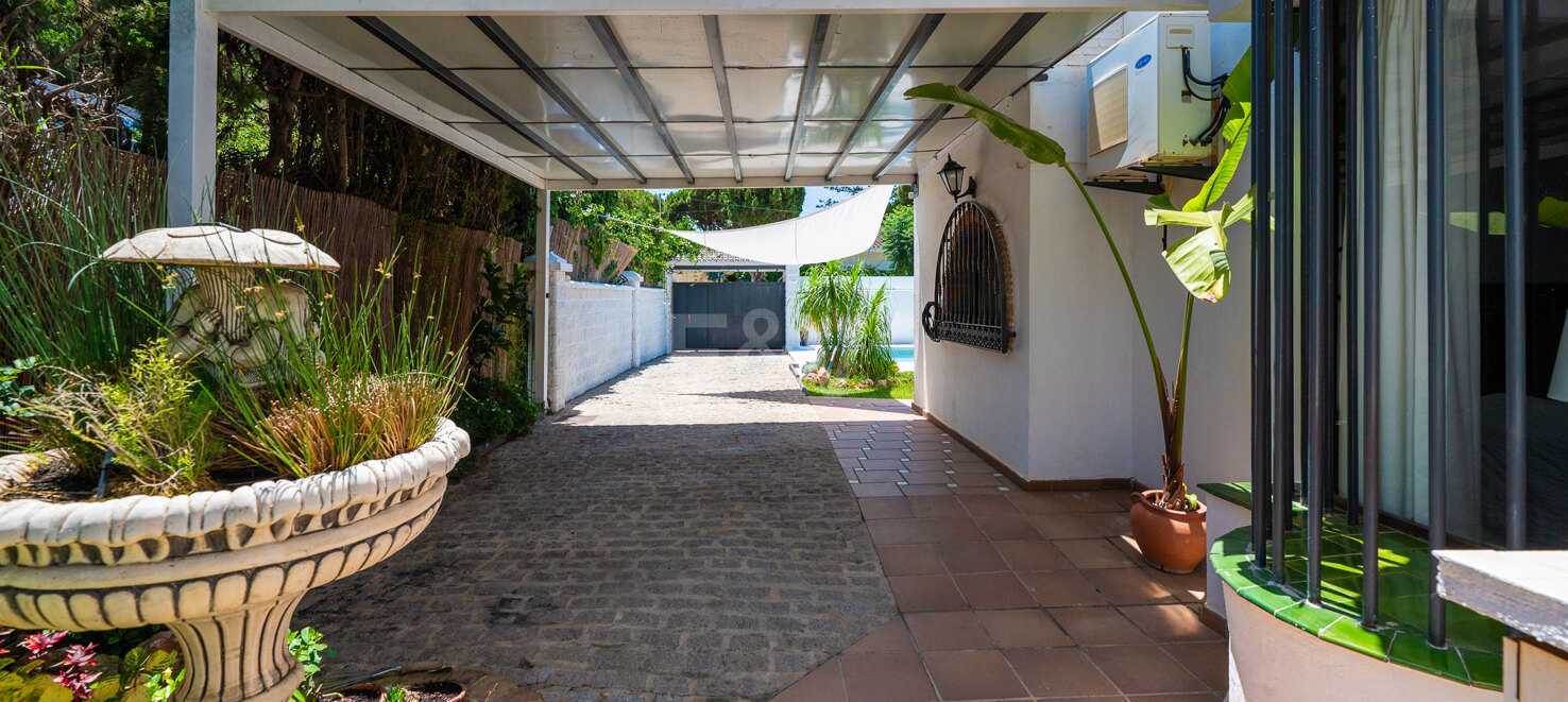 Spacious Coastal Home Just 2 Minutes from the Beach