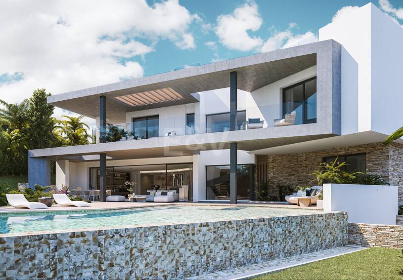 Sophisticated Off-Plan Luxury Villa Close to Puente Romano