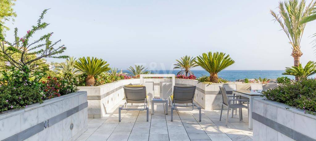 Takvåning att hyra i Puerto Banus, Marbella