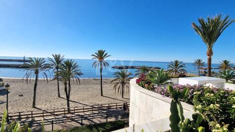 Flat à louer à long terme en Puerto Banus, Marbella (Toutes les zones)