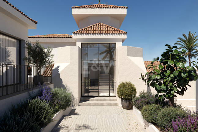 Modern Villa i Nueva Andalucia med Panoramic Sea & Mountain Utsikt