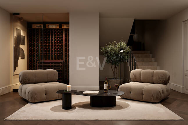 Modern Villa i Nueva Andalucia med Panoramic Sea & Mountain Utsikt