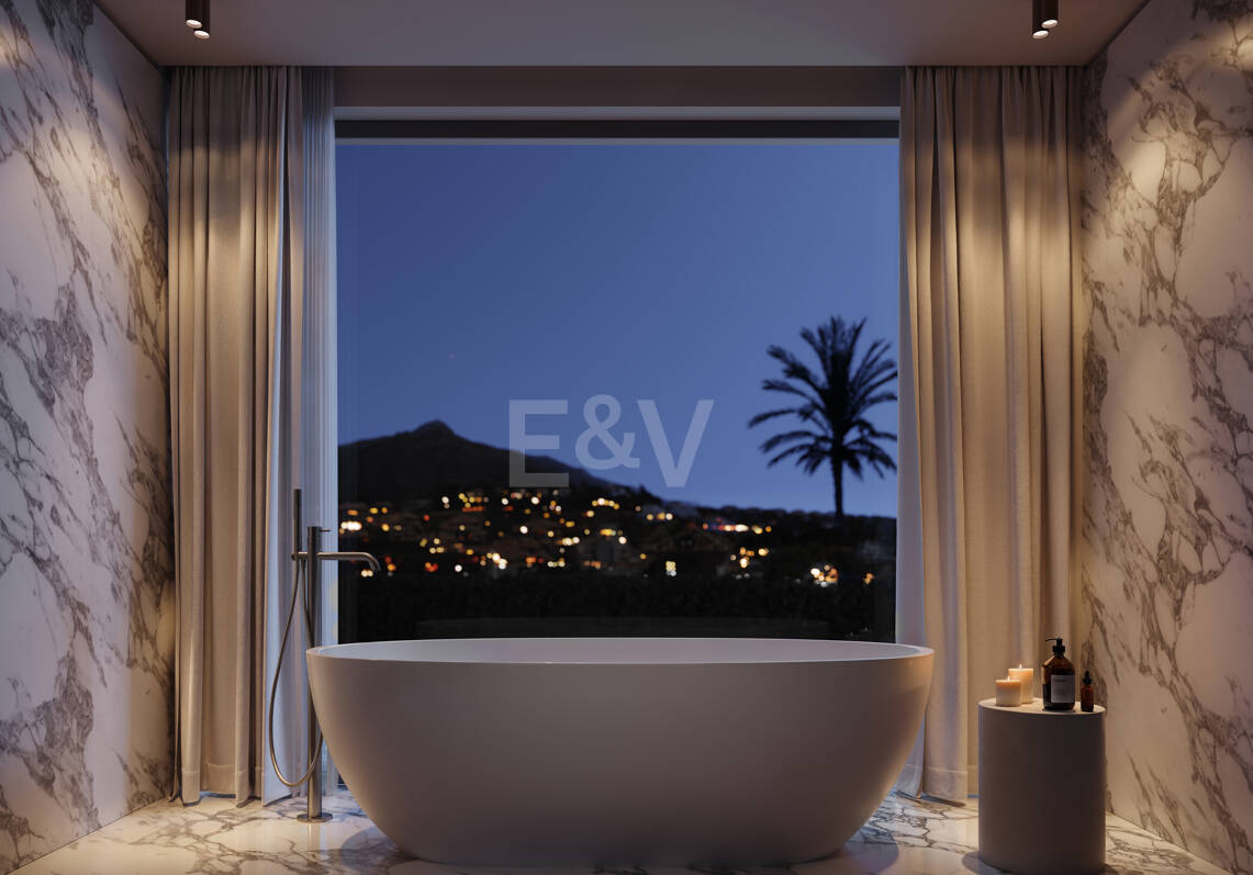 Villa moderna en Nueva Andalucia con vistas panorámicas al mar y la montaña