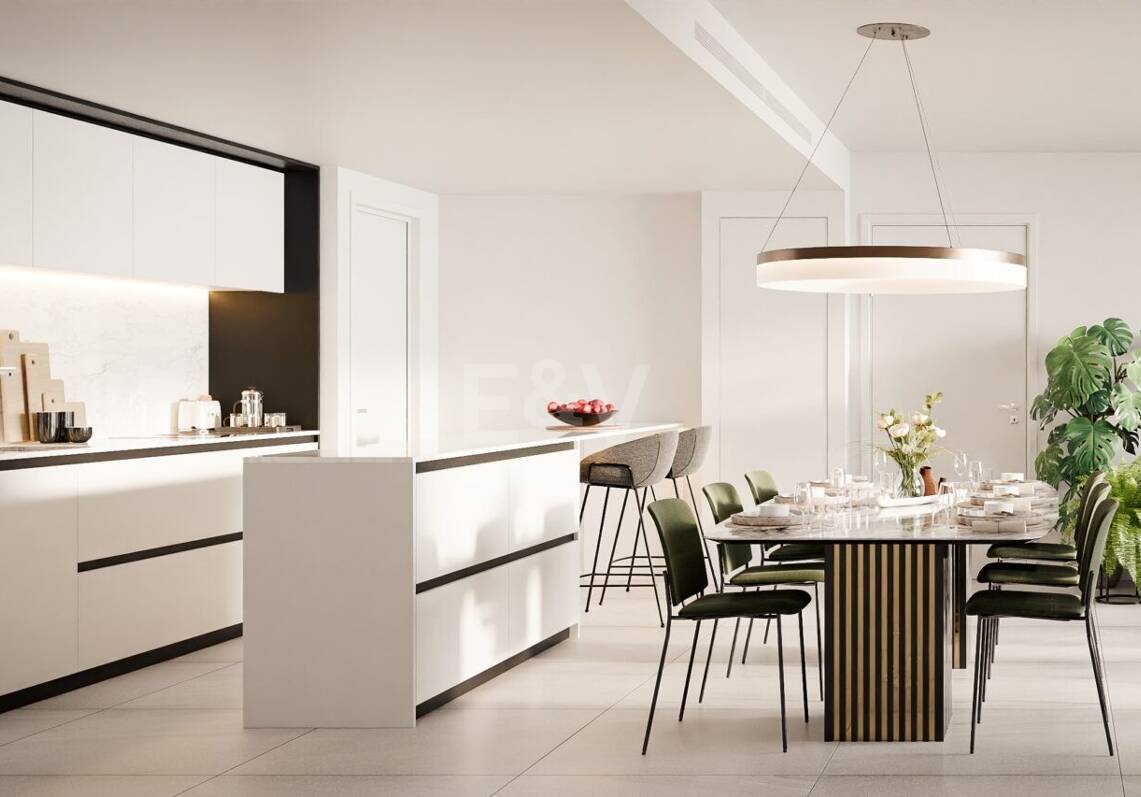 Off-Plan Apartment with Sea Views in Altos de Los Monteros