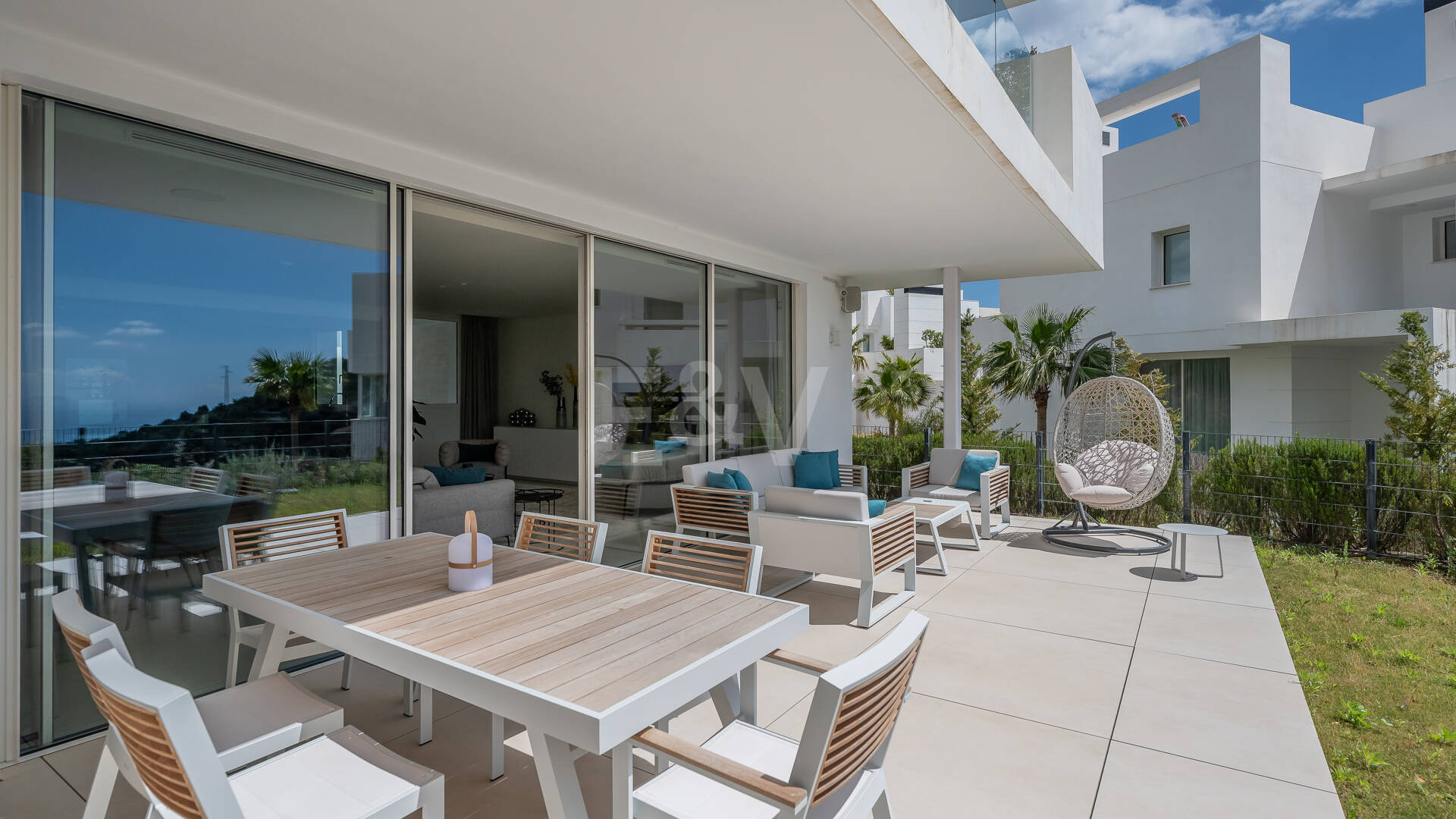 Apartamento con jardín totalmente amueblado en Palo Alto con vistas panorámicas al mar