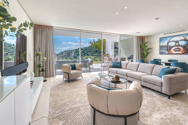 Fully furnished garden Apartment in Palo Alto with Panoramic Sea Views