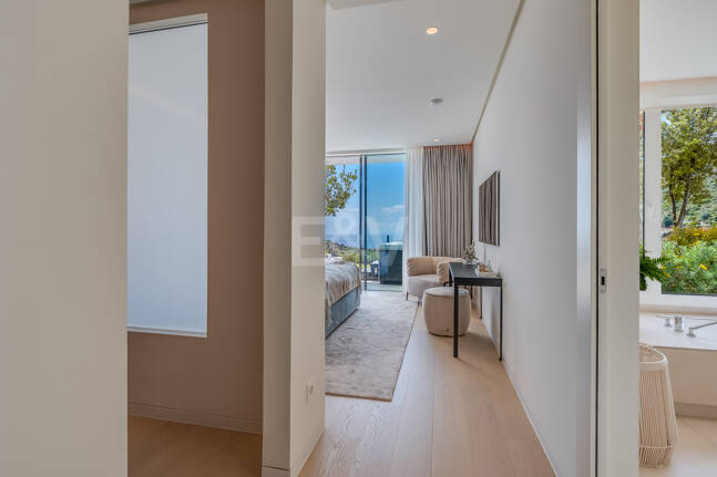 Fully furnished garden Apartment in Palo Alto with Panoramic Sea Views