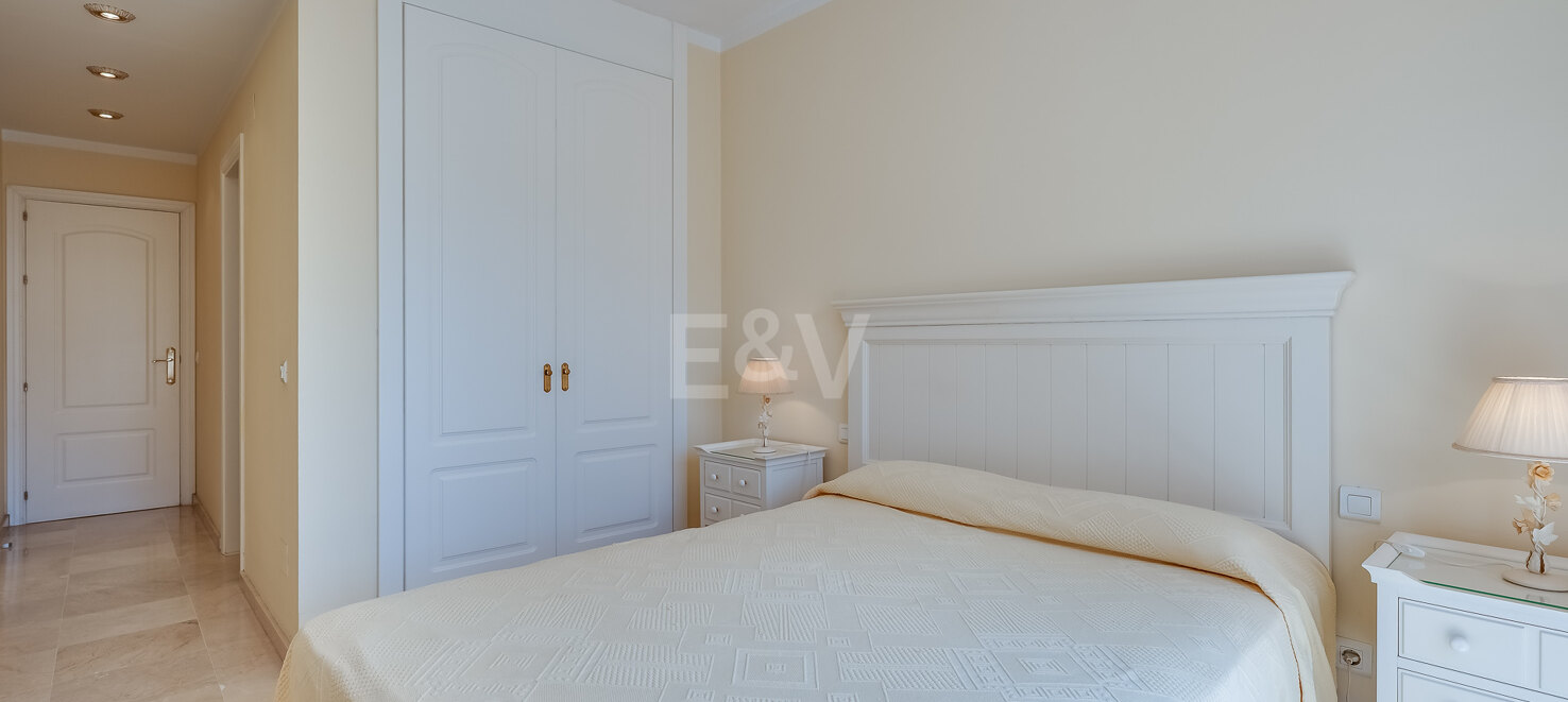 Acogedor apartamento de dos habitaciones a 200 metros de la playa en Elviria