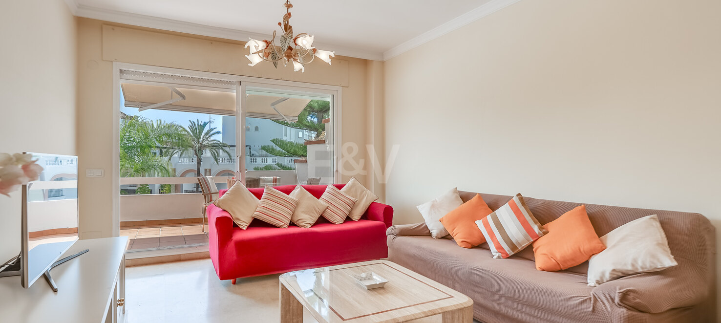 Acogedor apartamento de dos habitaciones a 200 metros de la playa en Elviria