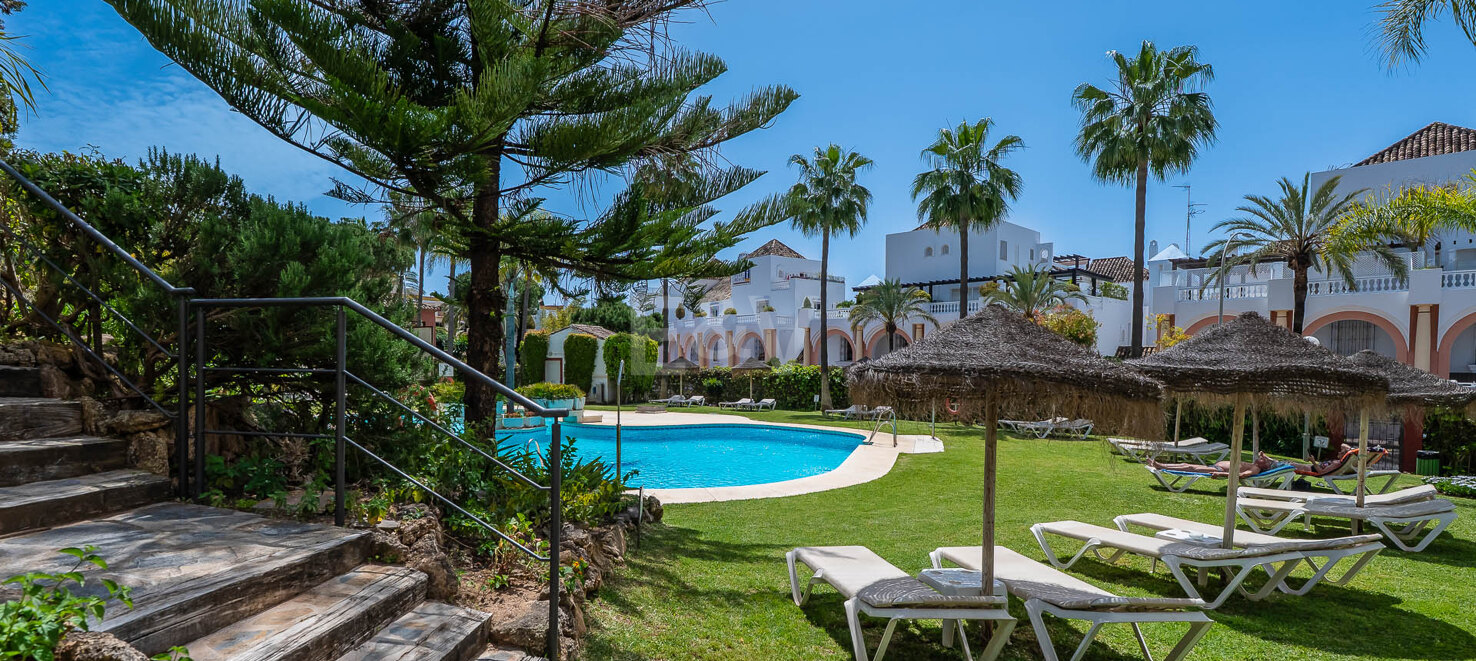Acogedor apartamento de dos habitaciones a 200 metros de la playa en Elviria