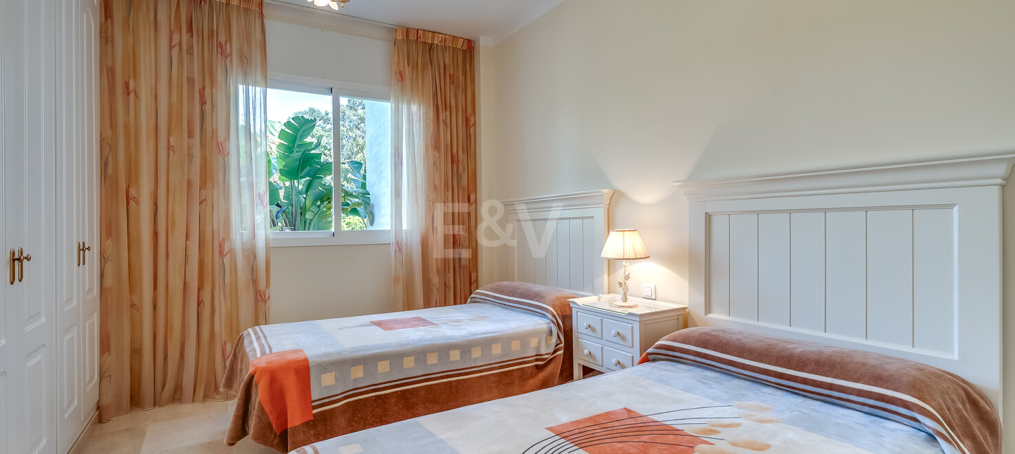 Acogedor apartamento de dos habitaciones a 200 metros de la playa en Elviria