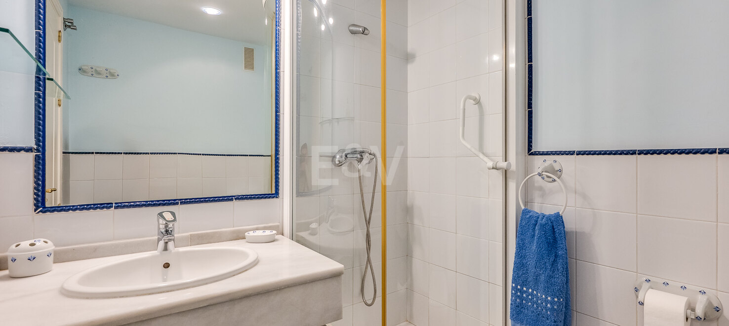 Acogedor apartamento de dos habitaciones a 200 metros de la playa en Elviria