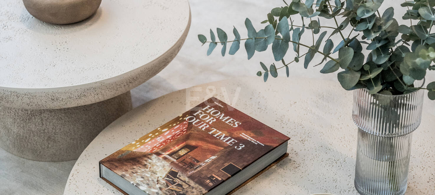 Elegancki półautomatyczny Villa Frontline do Aloha Golf w Nueva Andalucía