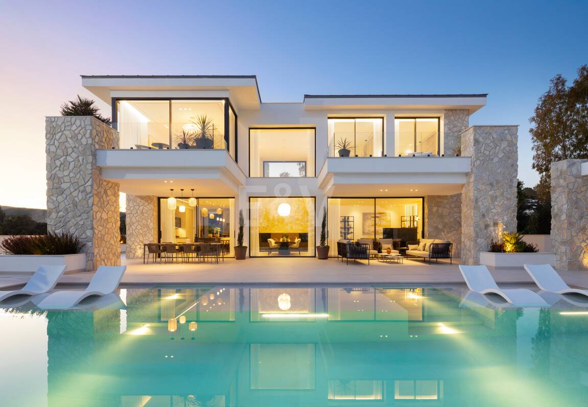 Samtida Elegant Villa med panoramautsikt i La Quinta