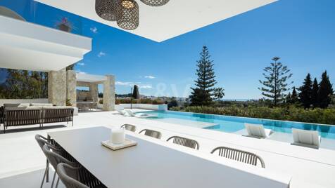 Samtida Elegant Villa med panoramautsikt i La Quinta
