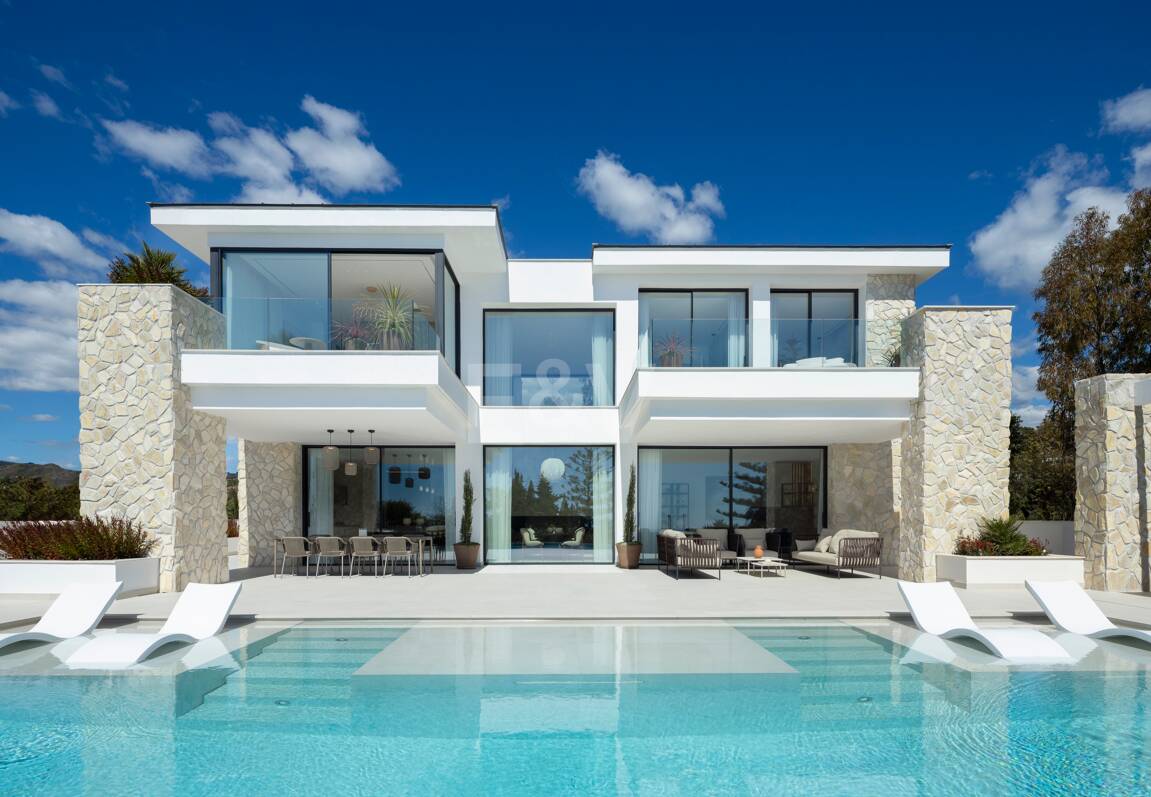 Samtida Elegant Villa med panoramautsikt i La Quinta