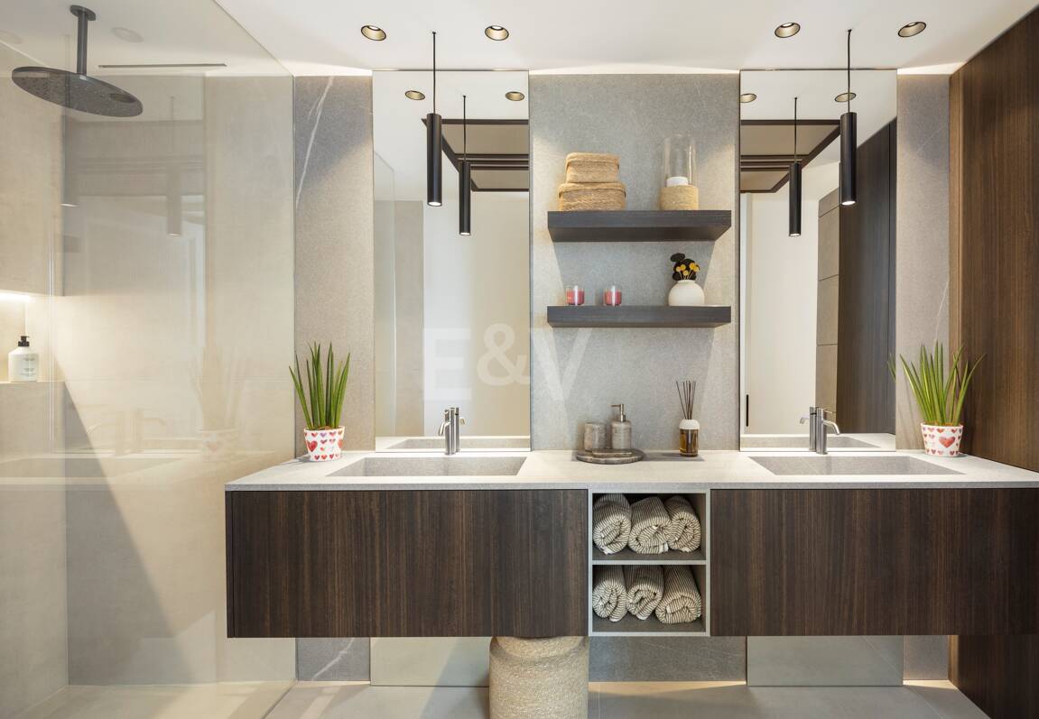 Samtida Elegant Villa med panoramautsikt i La Quinta