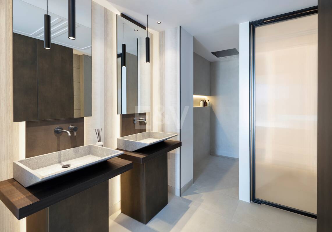 Contemporary Elegant Villa with Panoramic Views in La Quinta