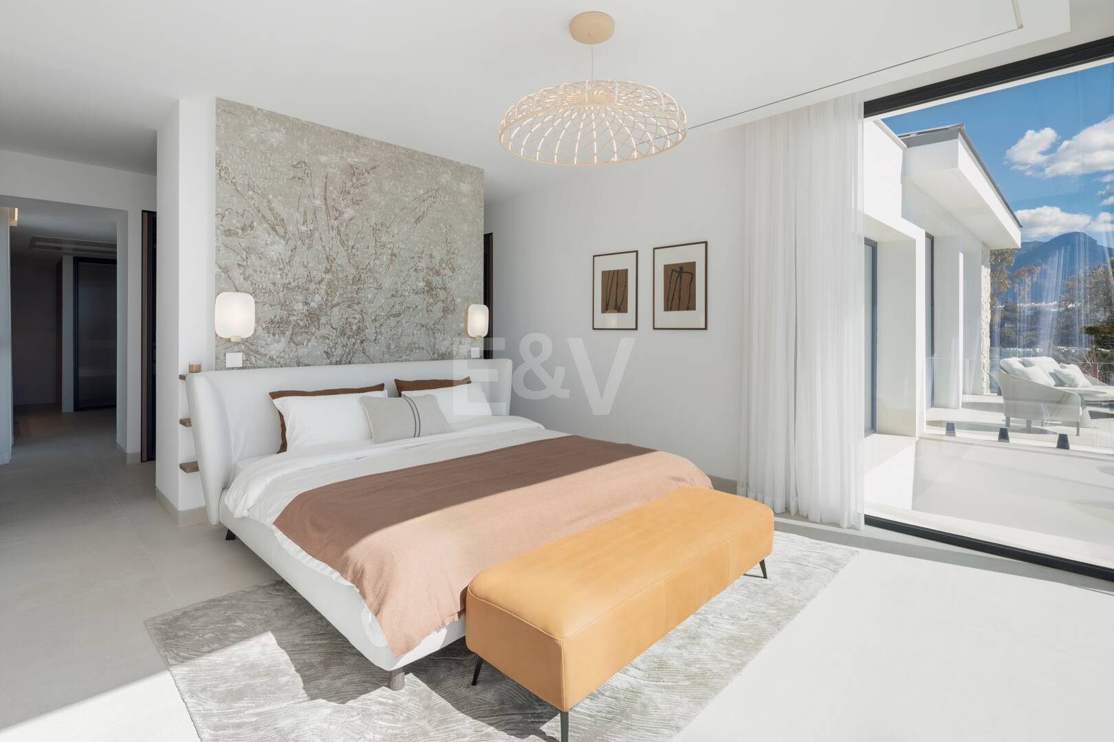 Elegante villa de estilo contemporáneao con vistas panorámicas en La Quinta