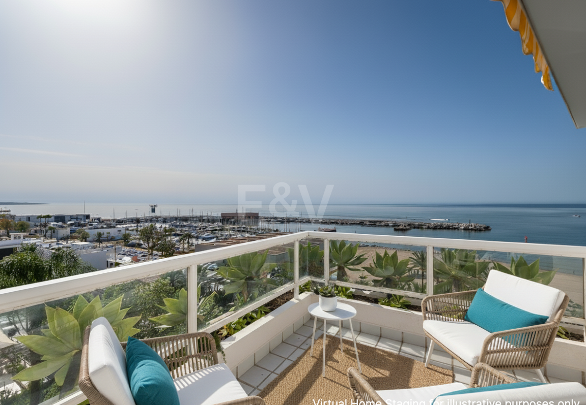 4-rumslägenhet vid stranden med havsutsikt i Marbella