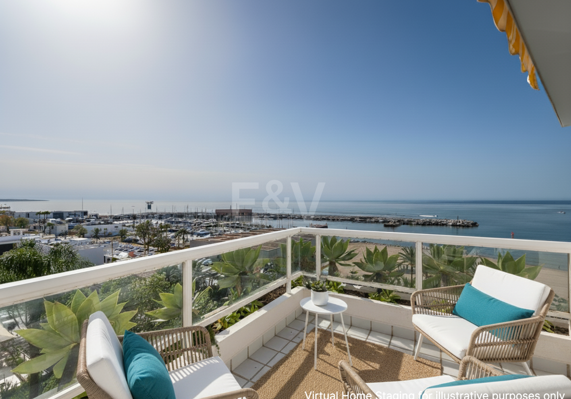 Appartement 4 Chambres en front de mer avec vue sur la mer à Marbella