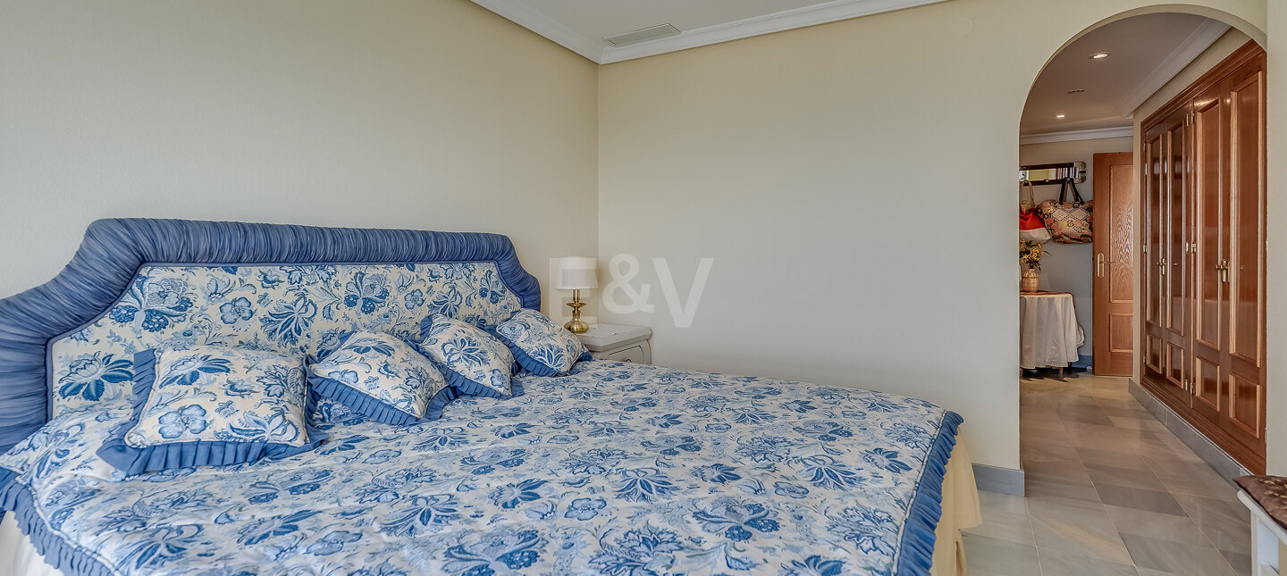 Apartament na sprzedaż w Beach Side Golden Mile, Marbella Golden Mile