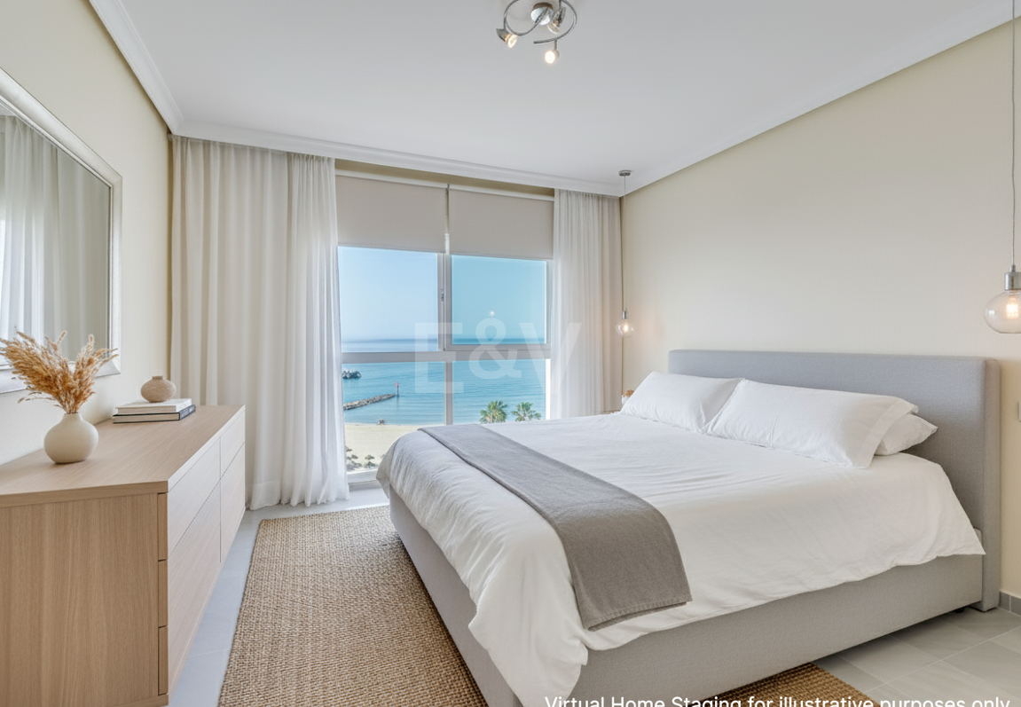 4-rumslägenhet vid stranden med havsutsikt i Marbella