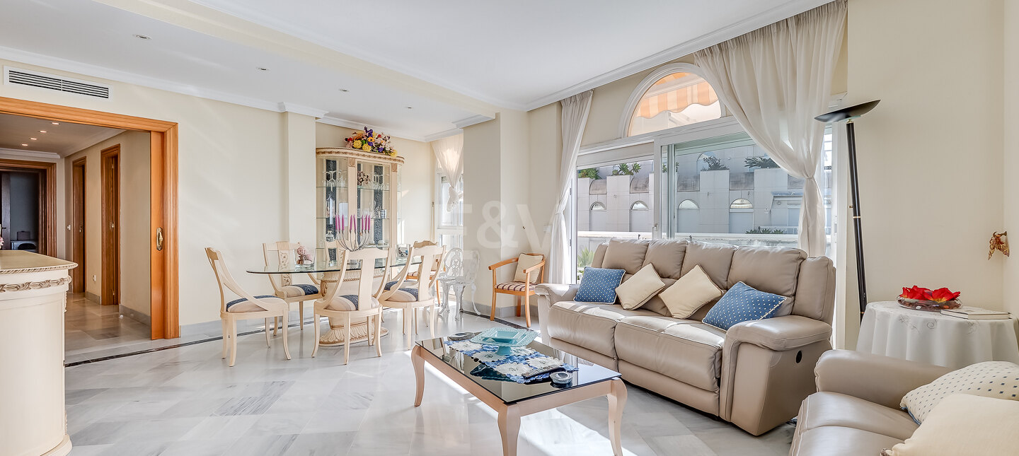 Apartament na sprzedaż w Beach Side Golden Mile, Marbella Golden Mile