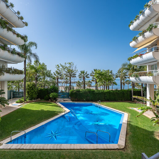 Apartament na sprzedaż w Beach Side Golden Mile, Marbella Golden Mile