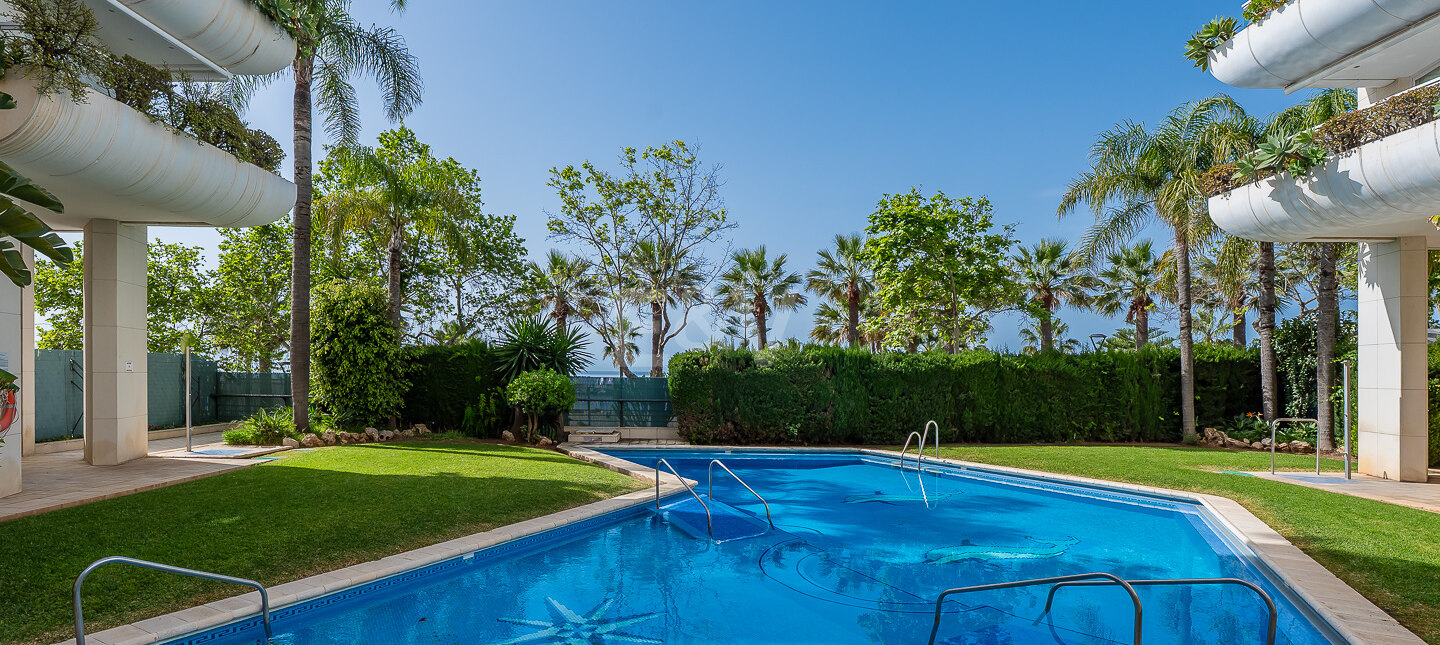 Apartament na sprzedaż w Beach Side Golden Mile, Marbella Golden Mile