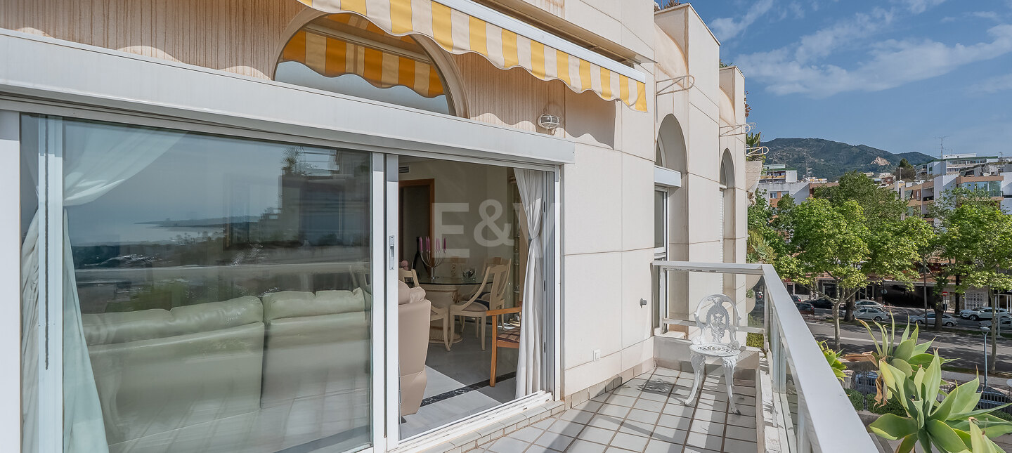 Apartament na sprzedaż w Beach Side Golden Mile, Marbella Golden Mile