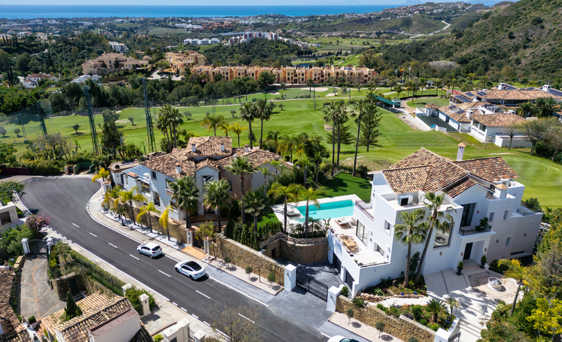 Villa Fortuna mit Panoramablick und Hochwertiger Ausstattung