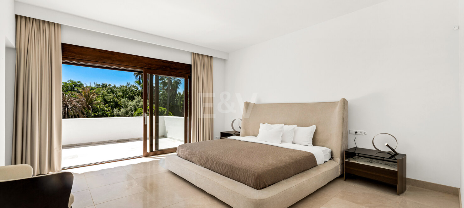 Exceptional Priced Upscale Villa by the Beach
