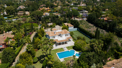 Exceptionell prissatt exklusiv villa vid stranden