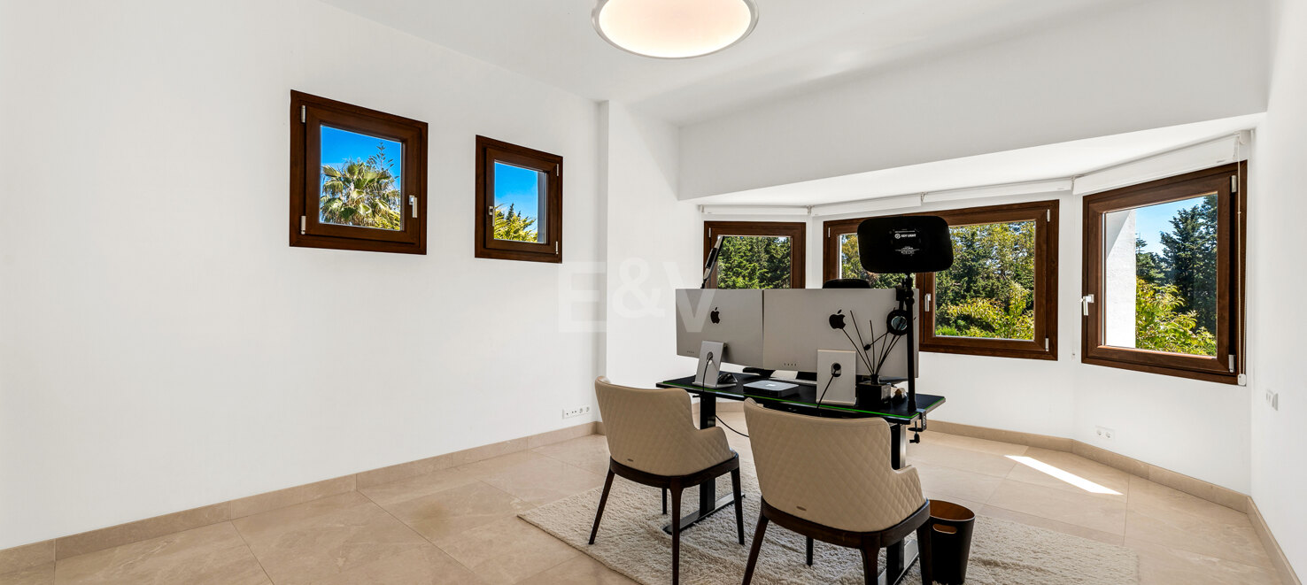 Exceptional Priced Upscale Villa by the Beach