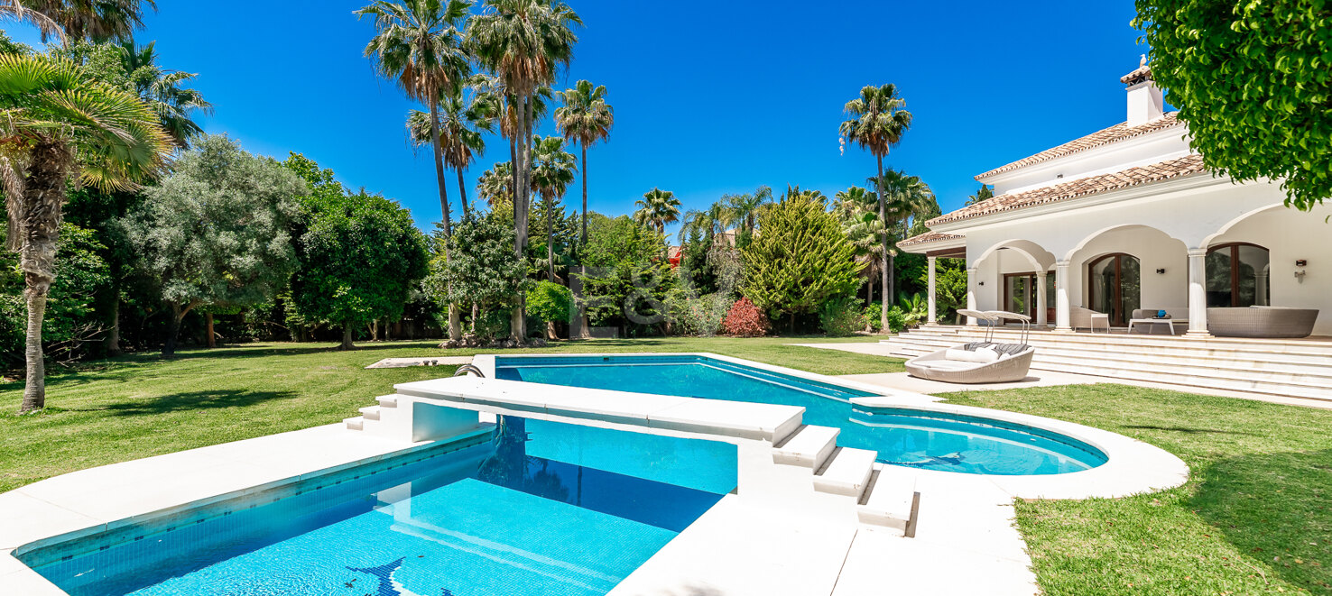 Exceptional Priced Upscale Villa by the Beach
