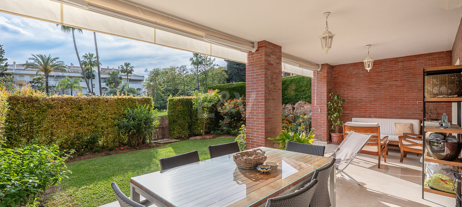 Golden Mile Garden Apartment with Spacious Terrace and Attractive Surroundings