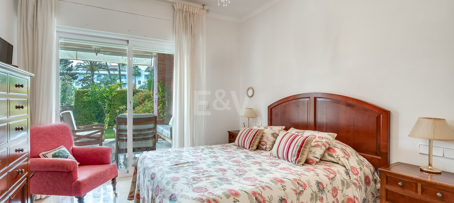 Golden Mile Garden Apartment with Spacious Terrace and Attractive Surroundings