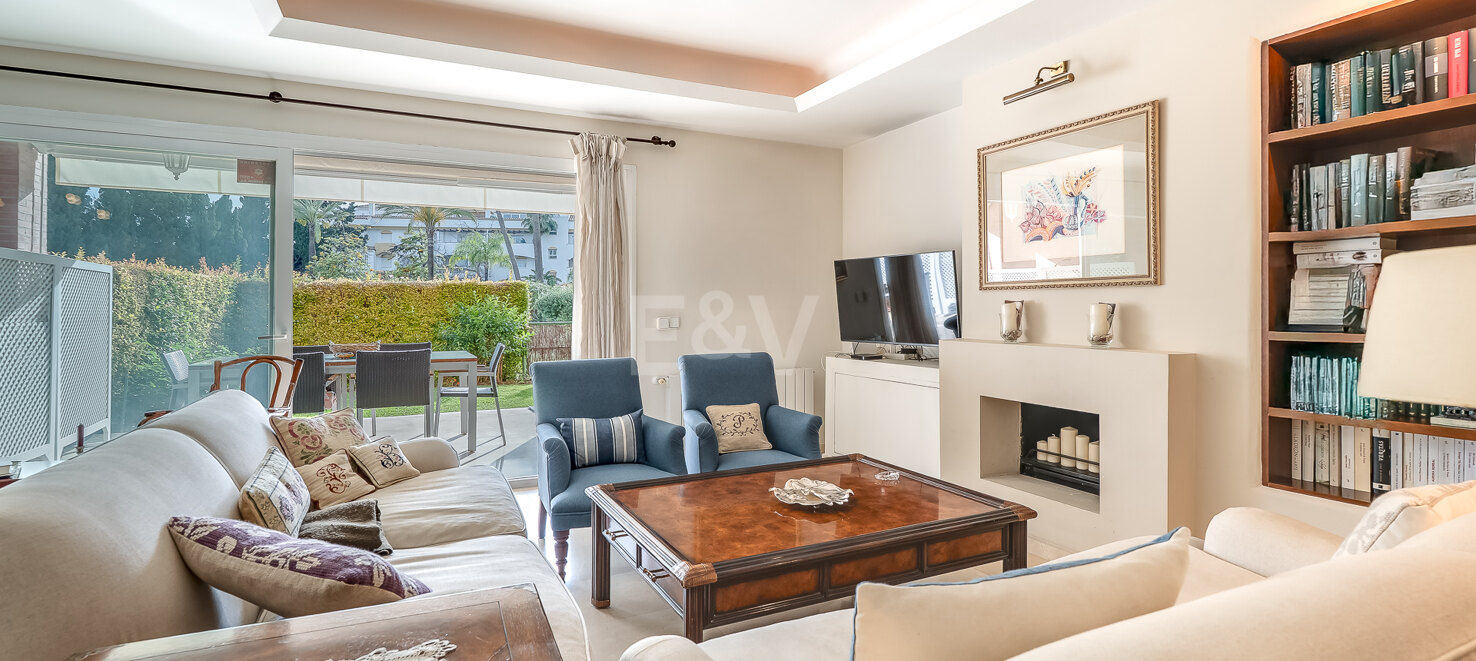 Golden Mile Garden Apartment with Spacious Terrace and Attractive Surroundings