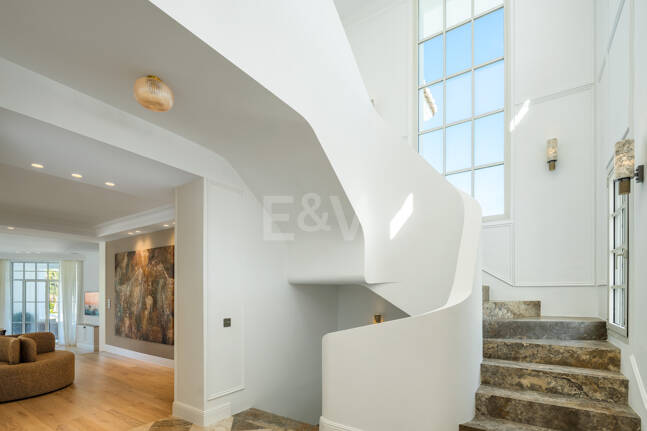 Elégante Villa intemporelle avec Flair andalou à Nueva Andalucia