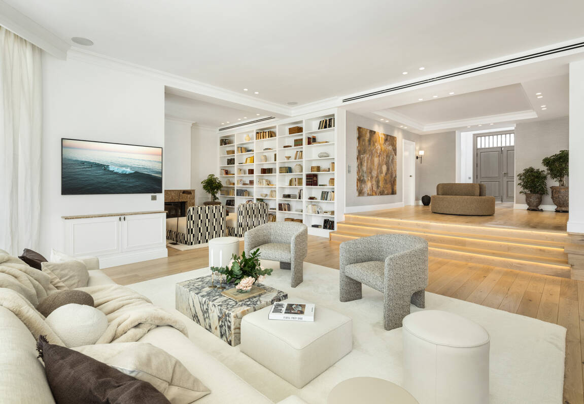 Villa con elegancia atemporal y encanto andaluz en Nueva Andalucia