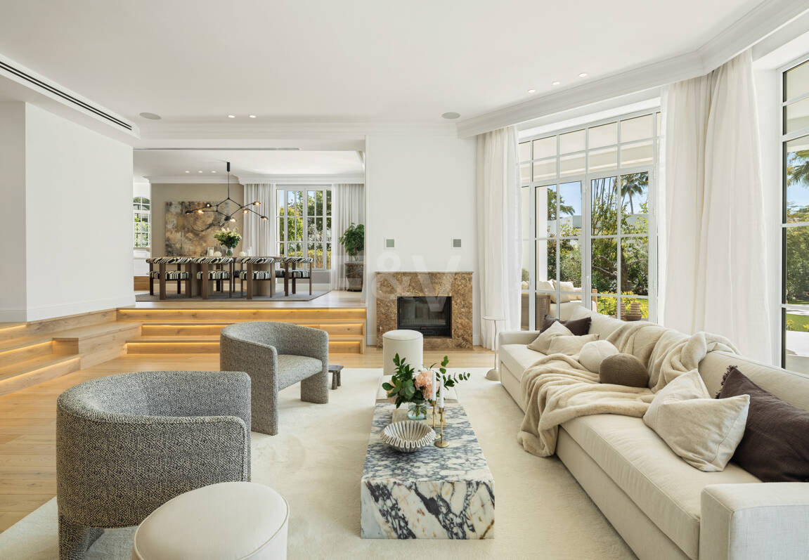 Villa con elegancia atemporal y encanto andaluz en Nueva Andalucia