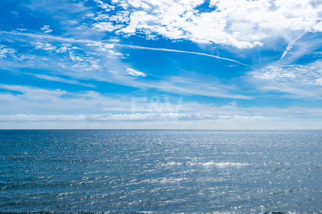 Grundstück mit Meerblick und Baugenehmigung